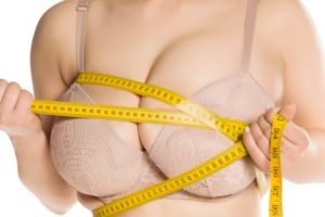 Procedimento de mamoplastia redutora